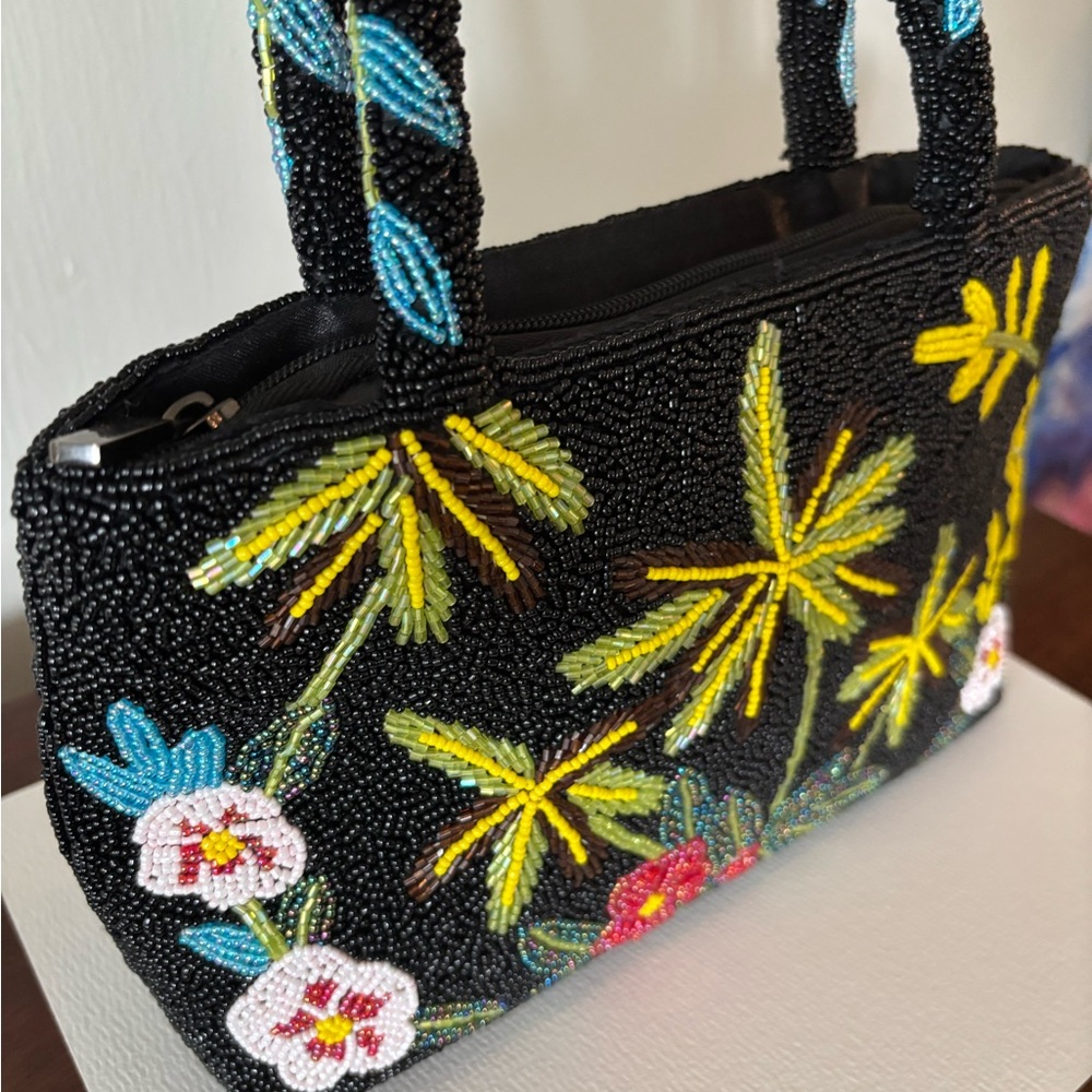 Floral Beaded Handbag - Black
